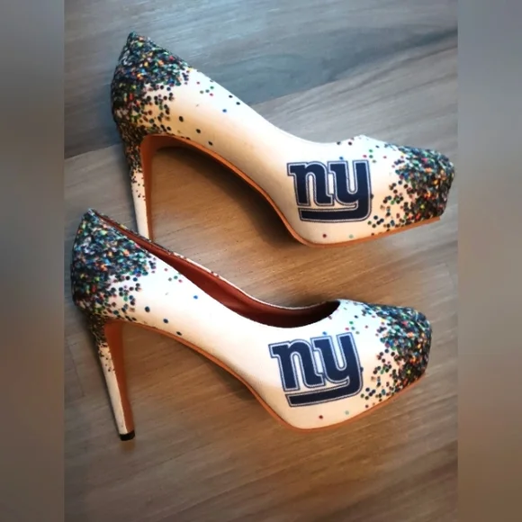 NFL RARE LIKE NEW‼️NY GIANTS HIGH HEELS - Picture 2 of 5